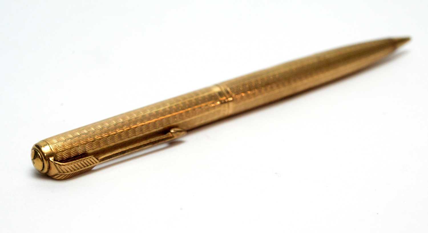 A 9ct yellow gold Parker propelling pencil,