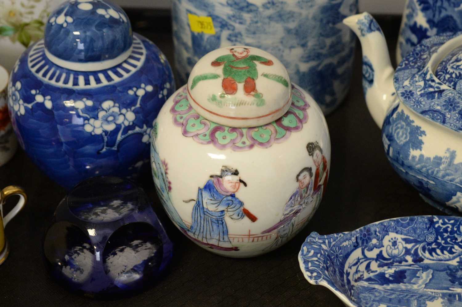 A selection of Chinese and British ceramics. - Image 2 of 3