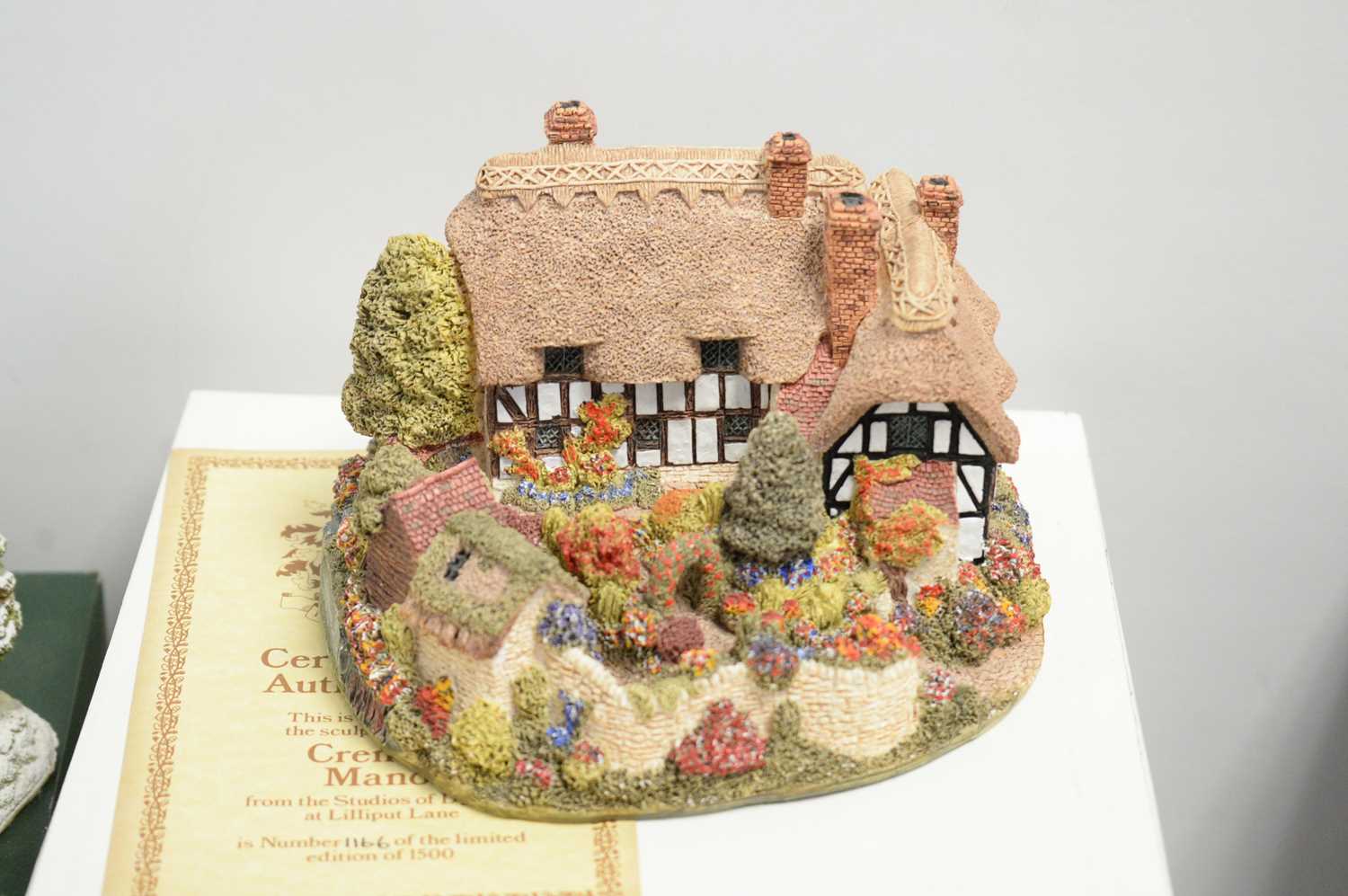 A collection of Lilliput Lane collectible architectural sculptures. - Image 2 of 4