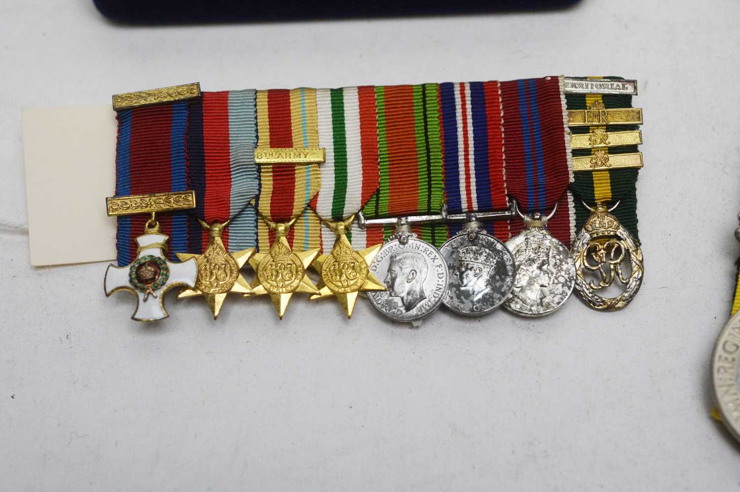 A pair of Korean medals, and other medals - Image 4 of 5