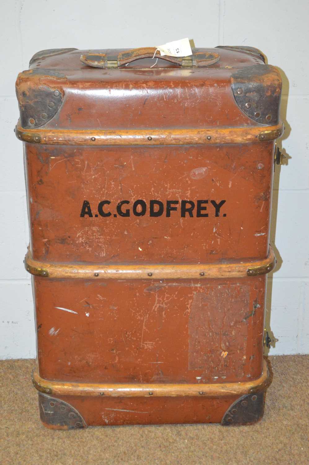 A vintage steamer travel trunk - Image 6 of 6