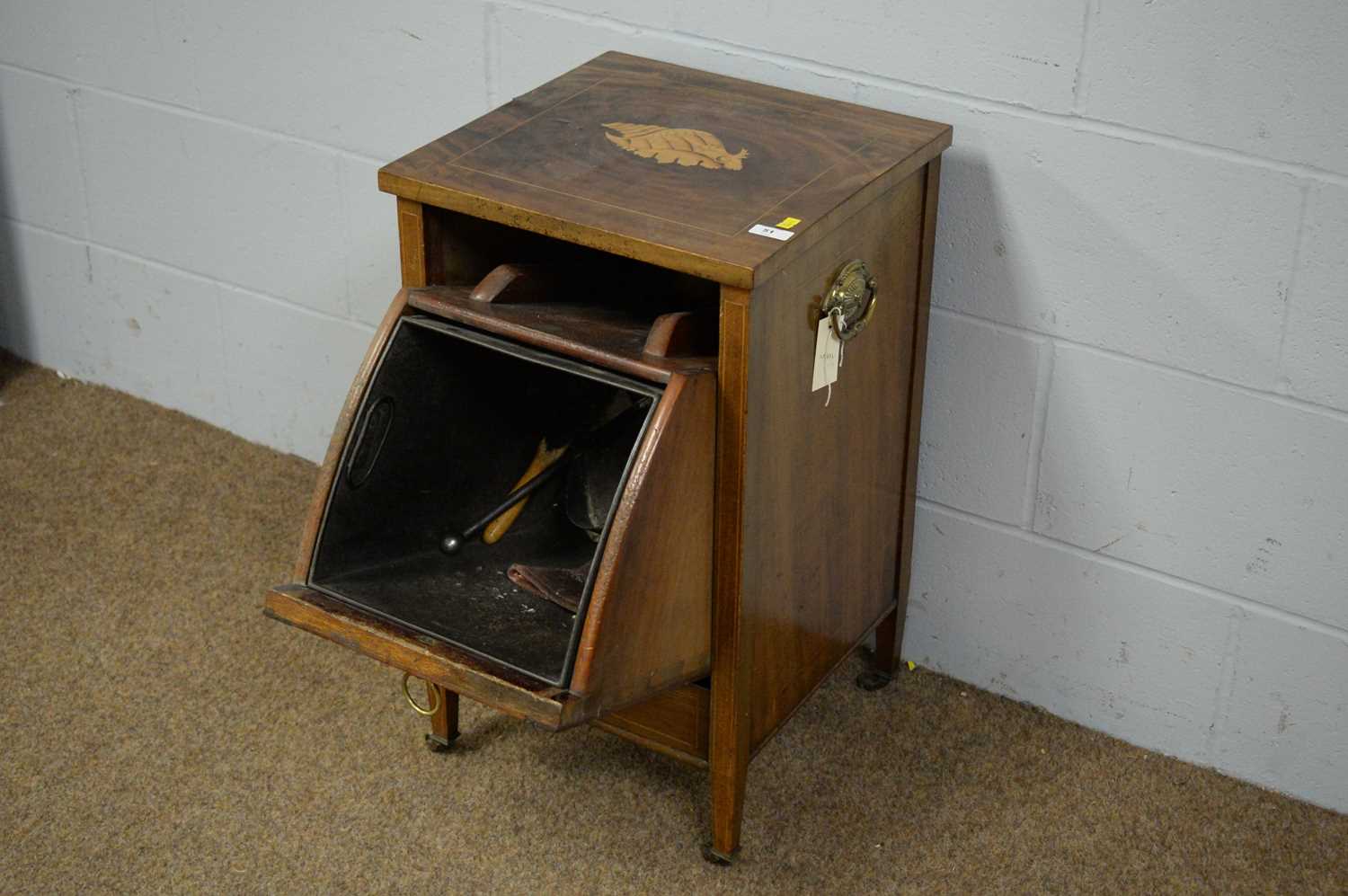 A 19th Century inlaid mahogany coal purdonium. - Image 4 of 4