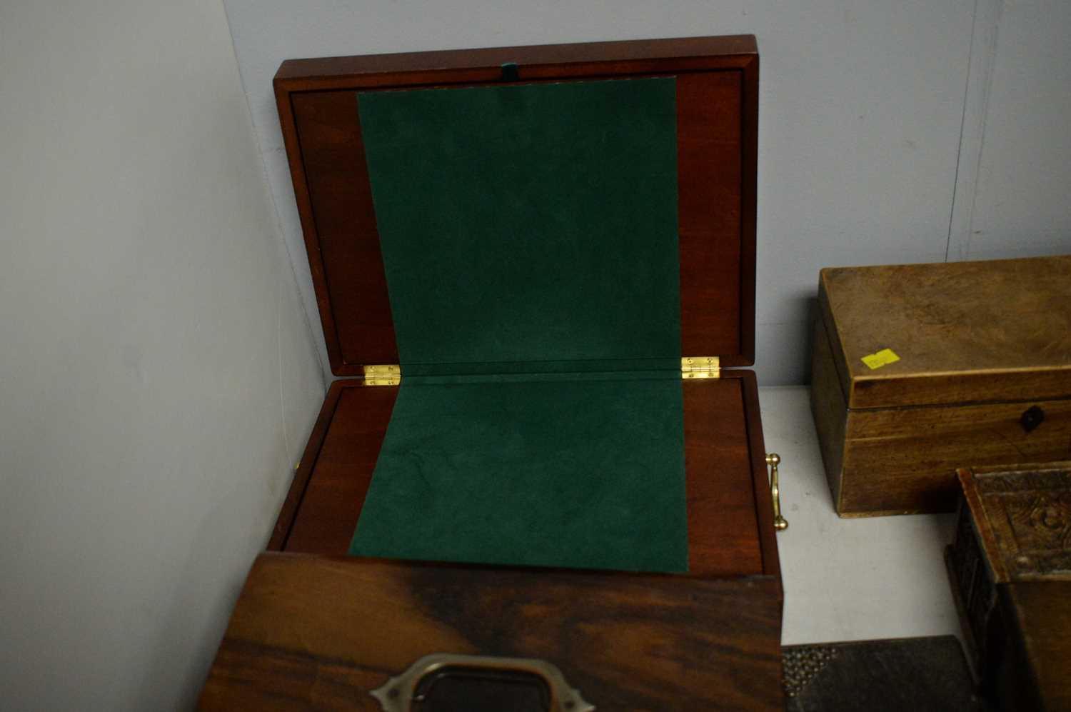 A selection of Victorian and later boxes. - Image 3 of 3