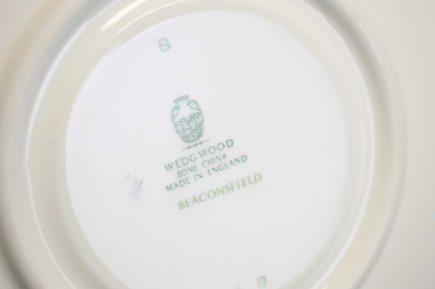 A Wedgwood ‘Beaconsfield’ pattern part dinner service. - Image 2 of 4