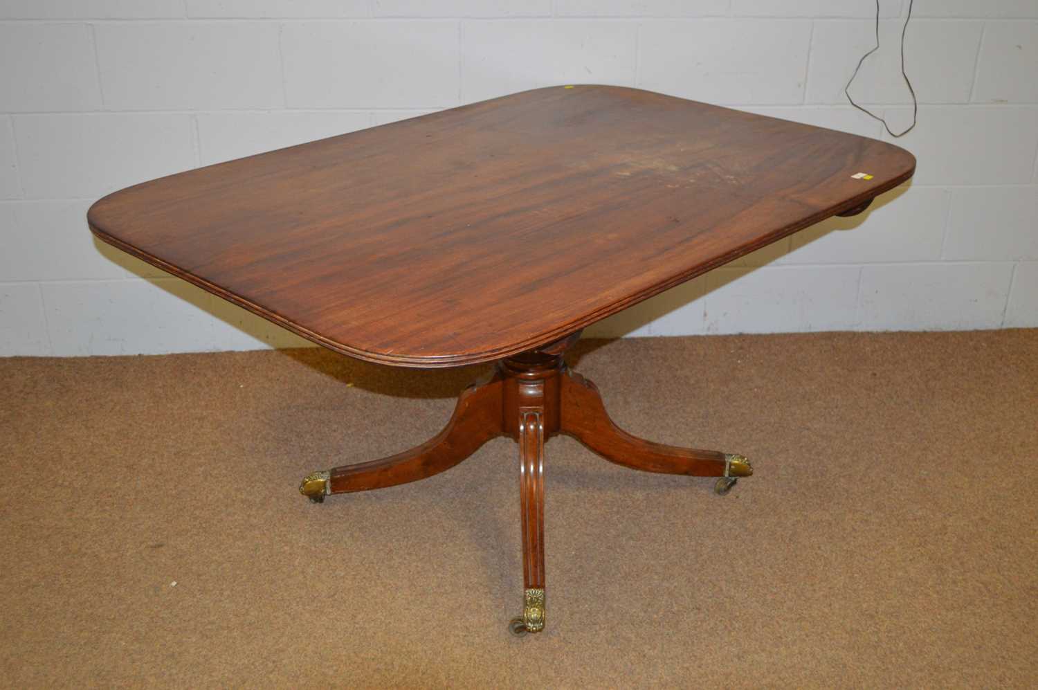 A 19th Century mahogany pedestal dining table. - Image 2 of 7