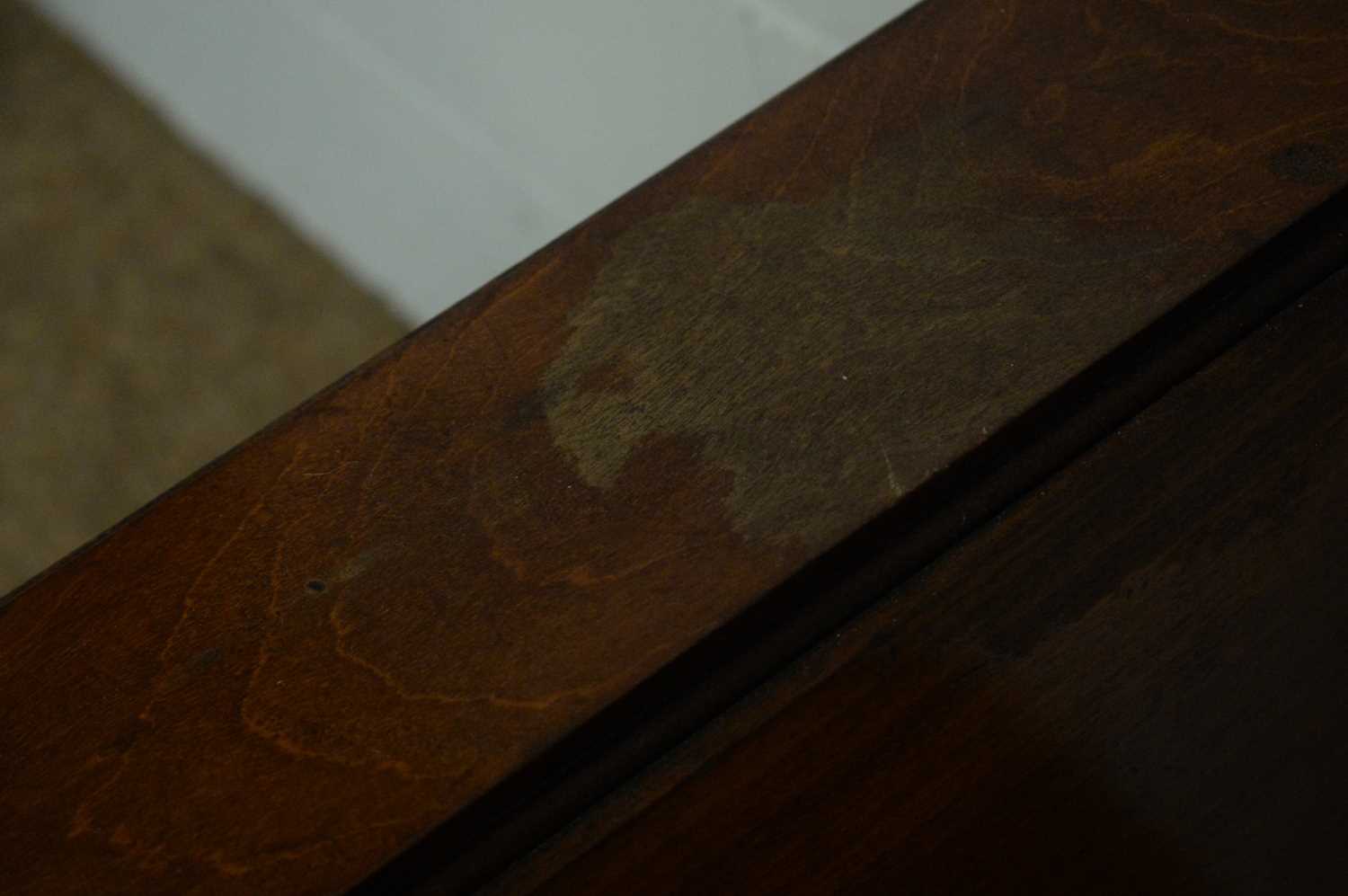 A Victorian Sutherland table; and a small Victorian Pembroke table. - Image 7 of 7