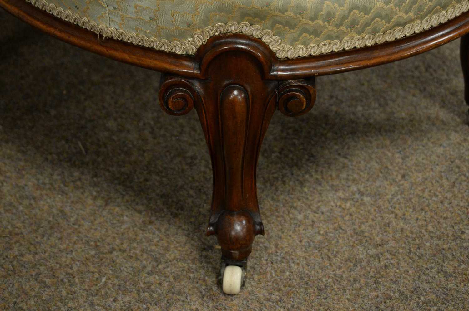 An ornate Victorian walnut open arm easy chair. - Bild 4 aus 5