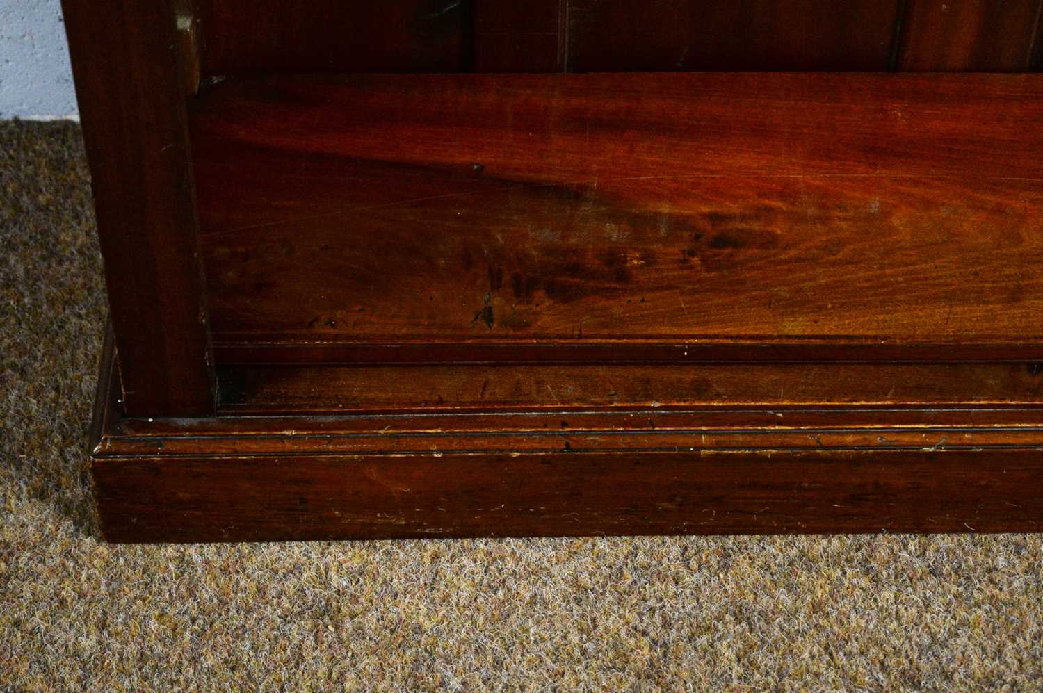 Early 20th C open bookcase; and a Victorian tripod games table. - Image 5 of 9
