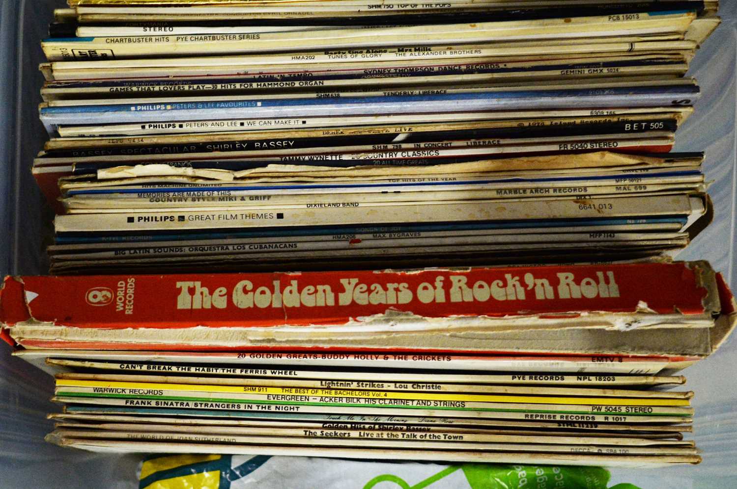 A mixed selection of vinyl LPs. - Image 3 of 3