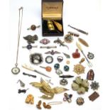 A selection of costume jewellery