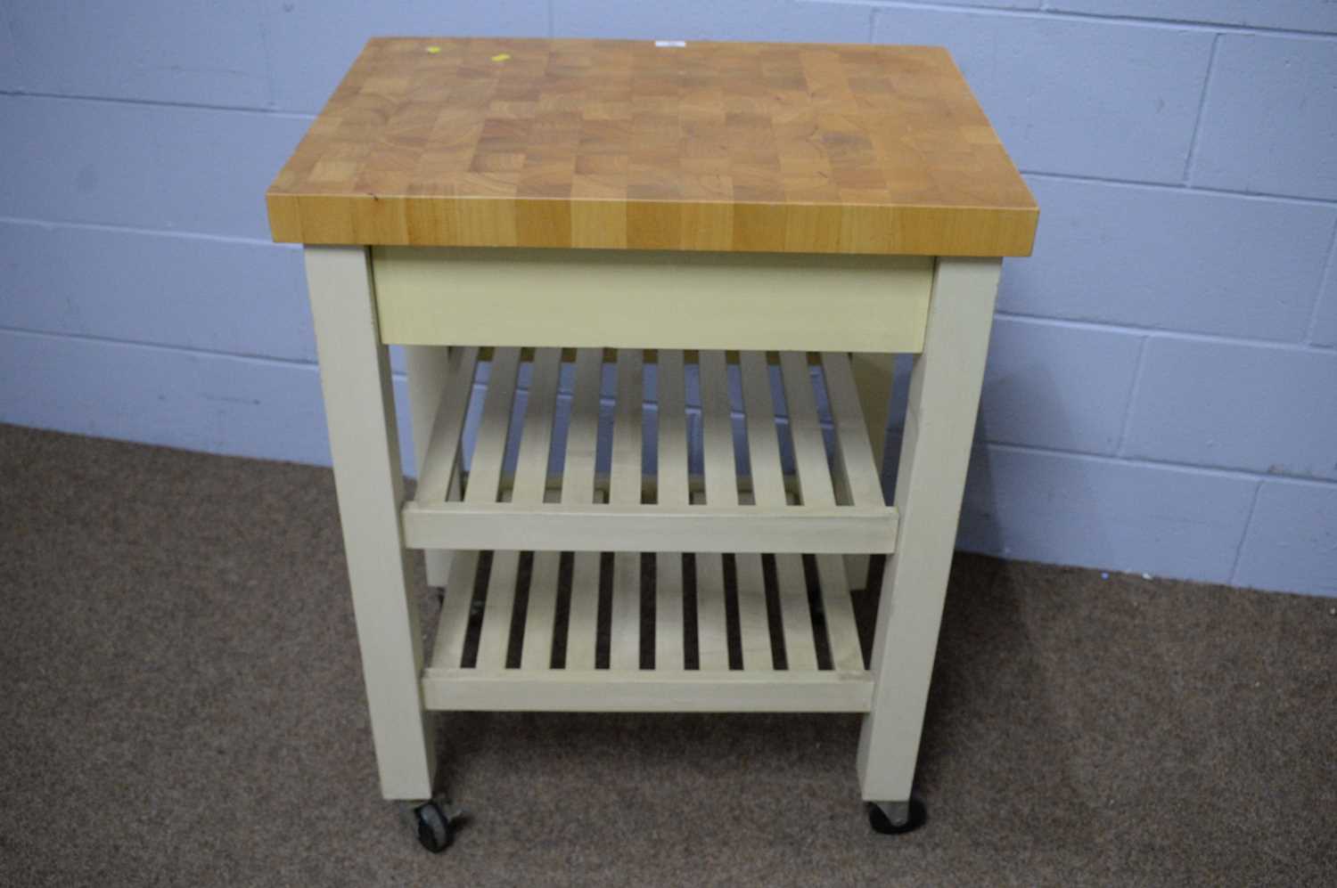 T & G Woodware, Bristol, England: a butcher's style kitchen island. - Image 6 of 7