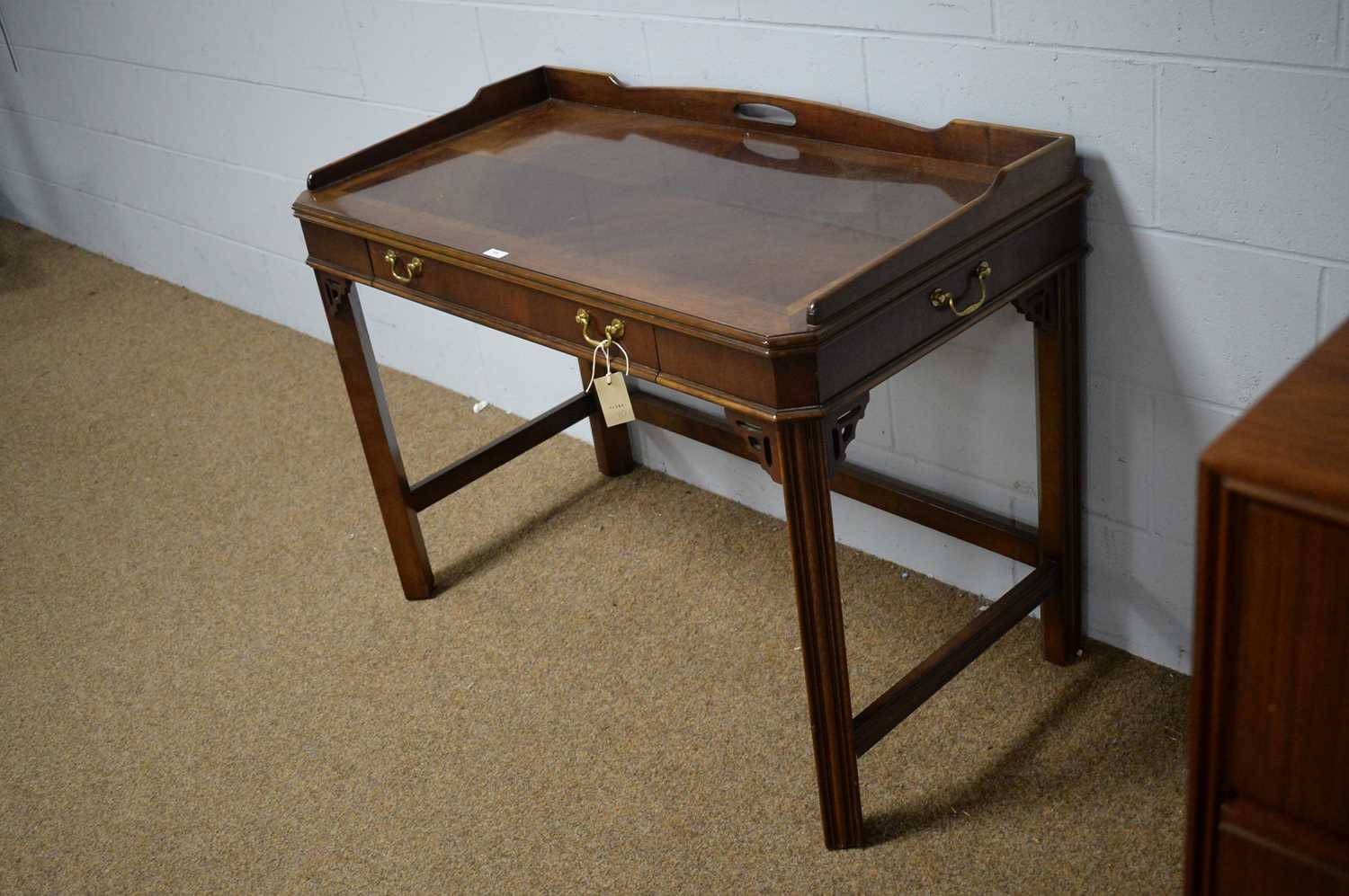 Lane, Altavista, Virginia: a Georgian style mahogany and banded writing desk. - Image 3 of 6