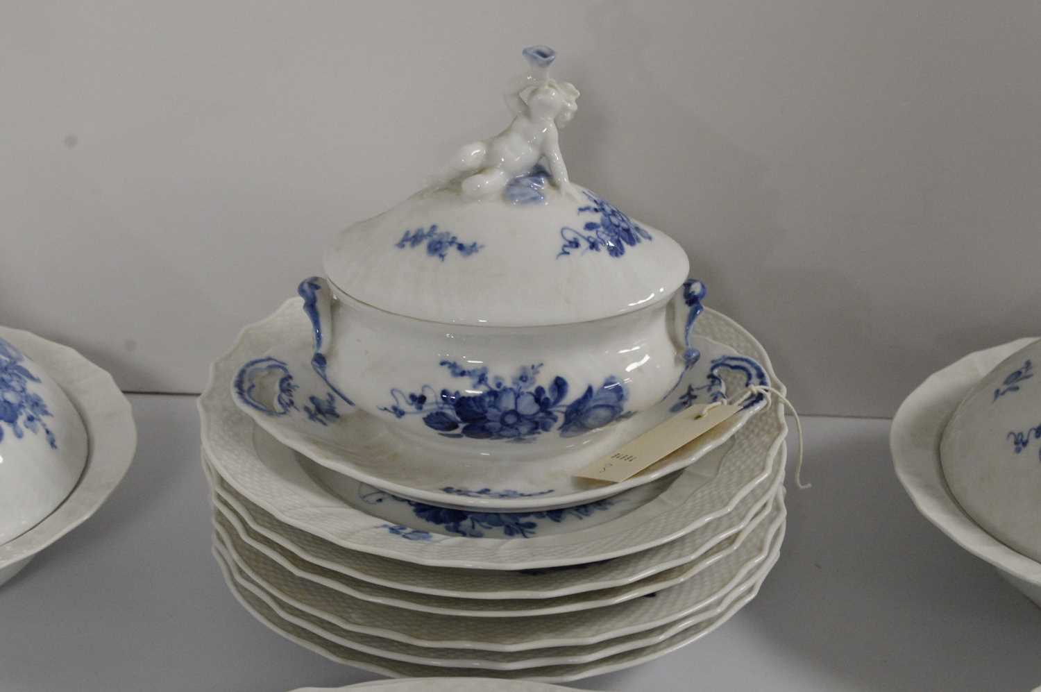 A Royal Copenhagen blue and white dinner service - Image 2 of 5