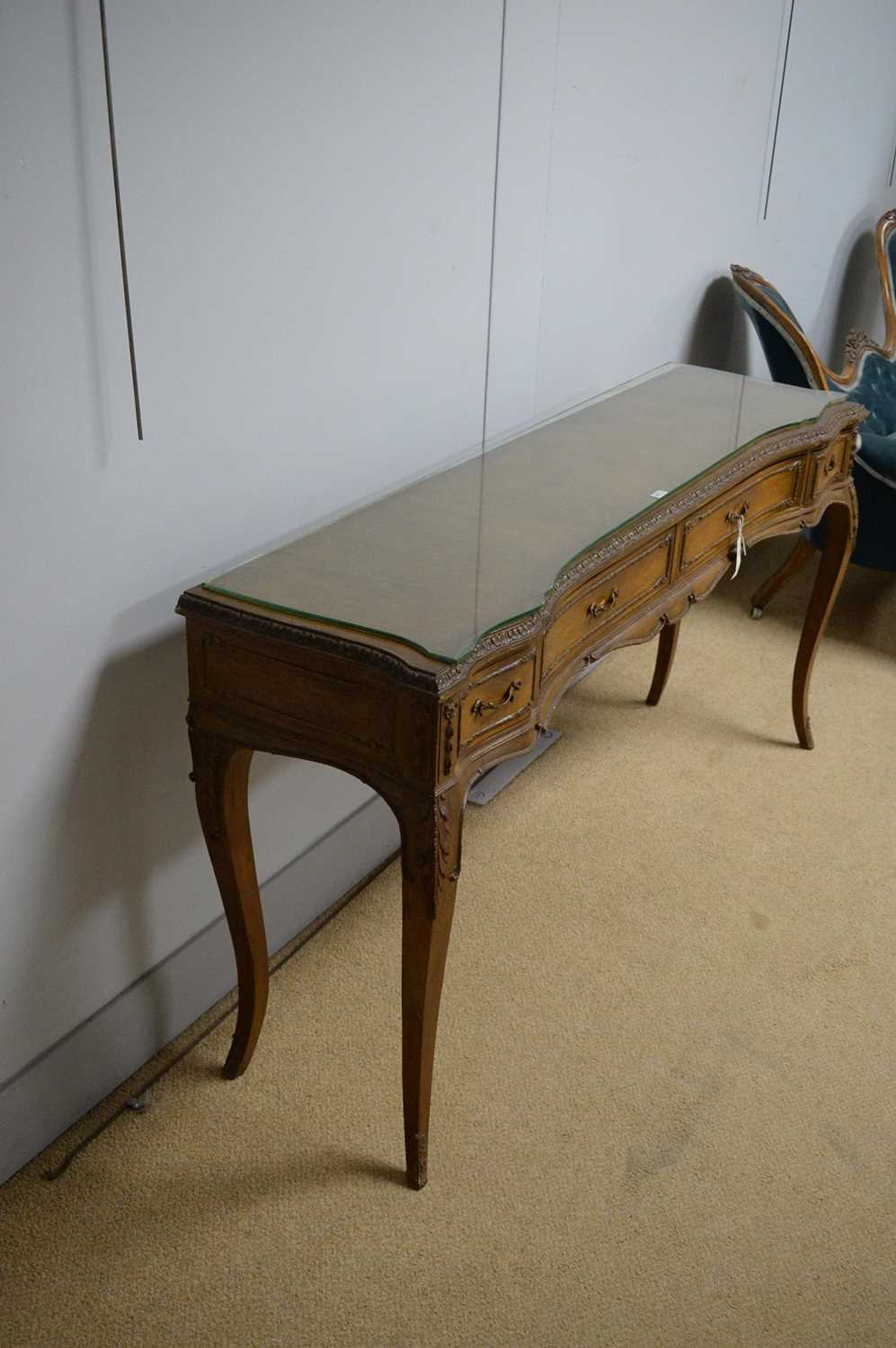 An ornate mid Century walnut side table in the French taste. - Image 2 of 4