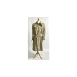 A gentleman's vintage Burberry classic trench coat | with removable winter lining