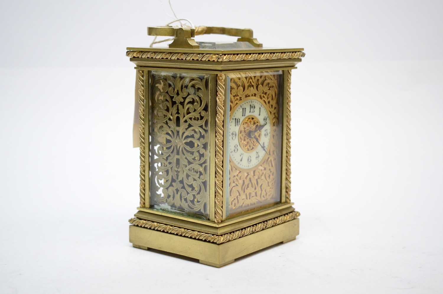 A 19th Century brass cased carriage clock. - Image 2 of 6