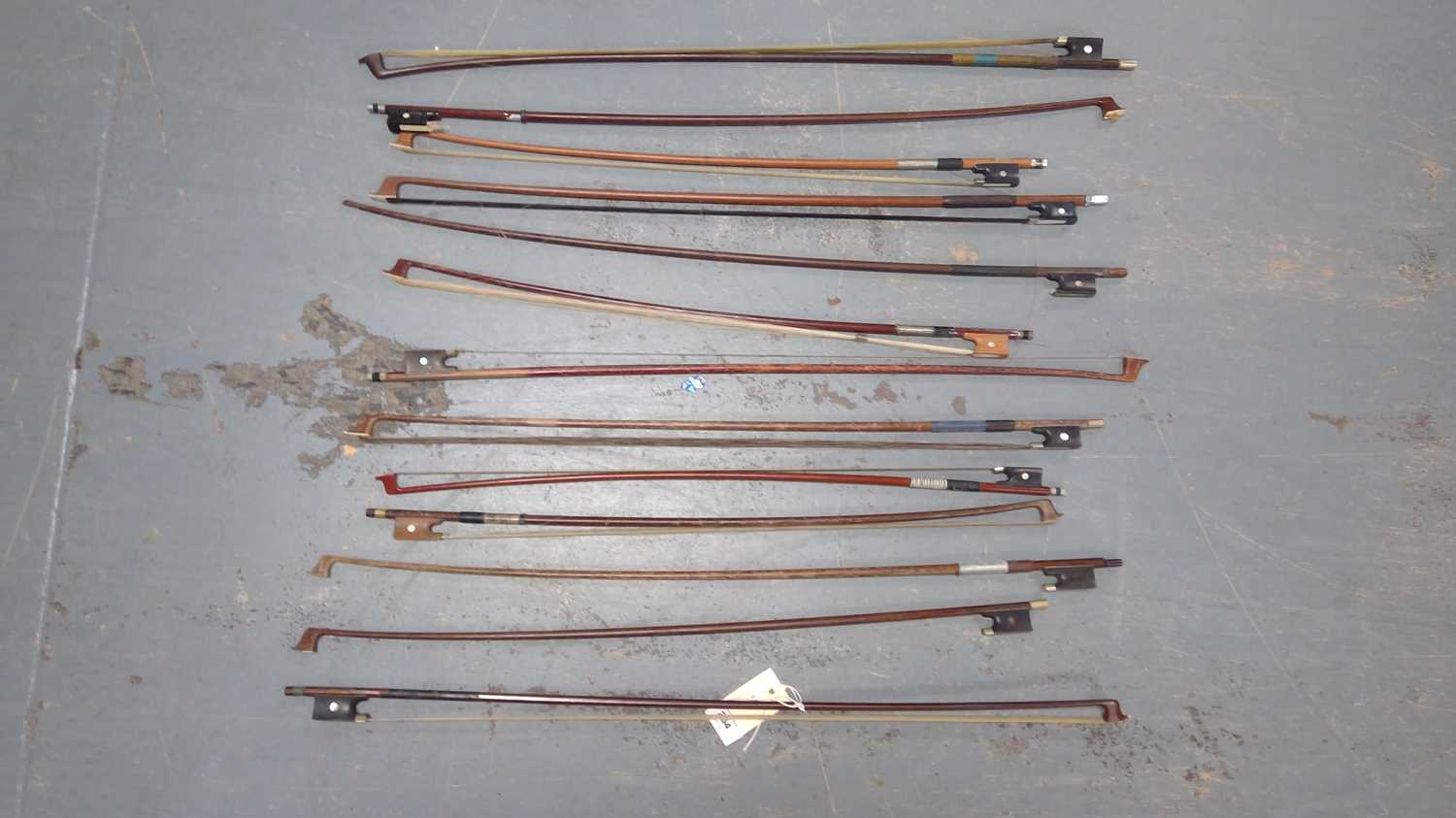 13 Violin bows - Image 4 of 4