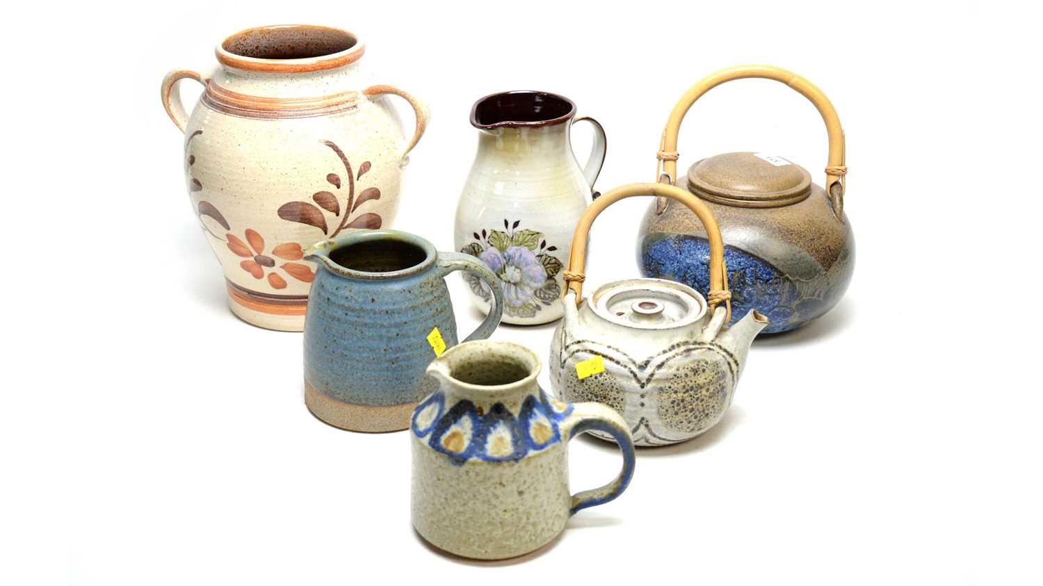 A selection of studio pottery and ceramics. - Image 2 of 8