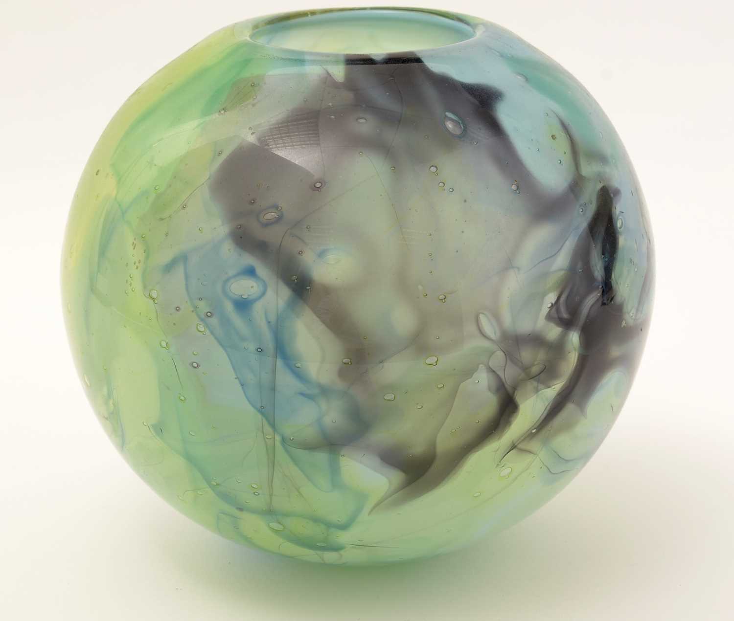 Adam Aaronson studio glass vase - Image 4 of 5