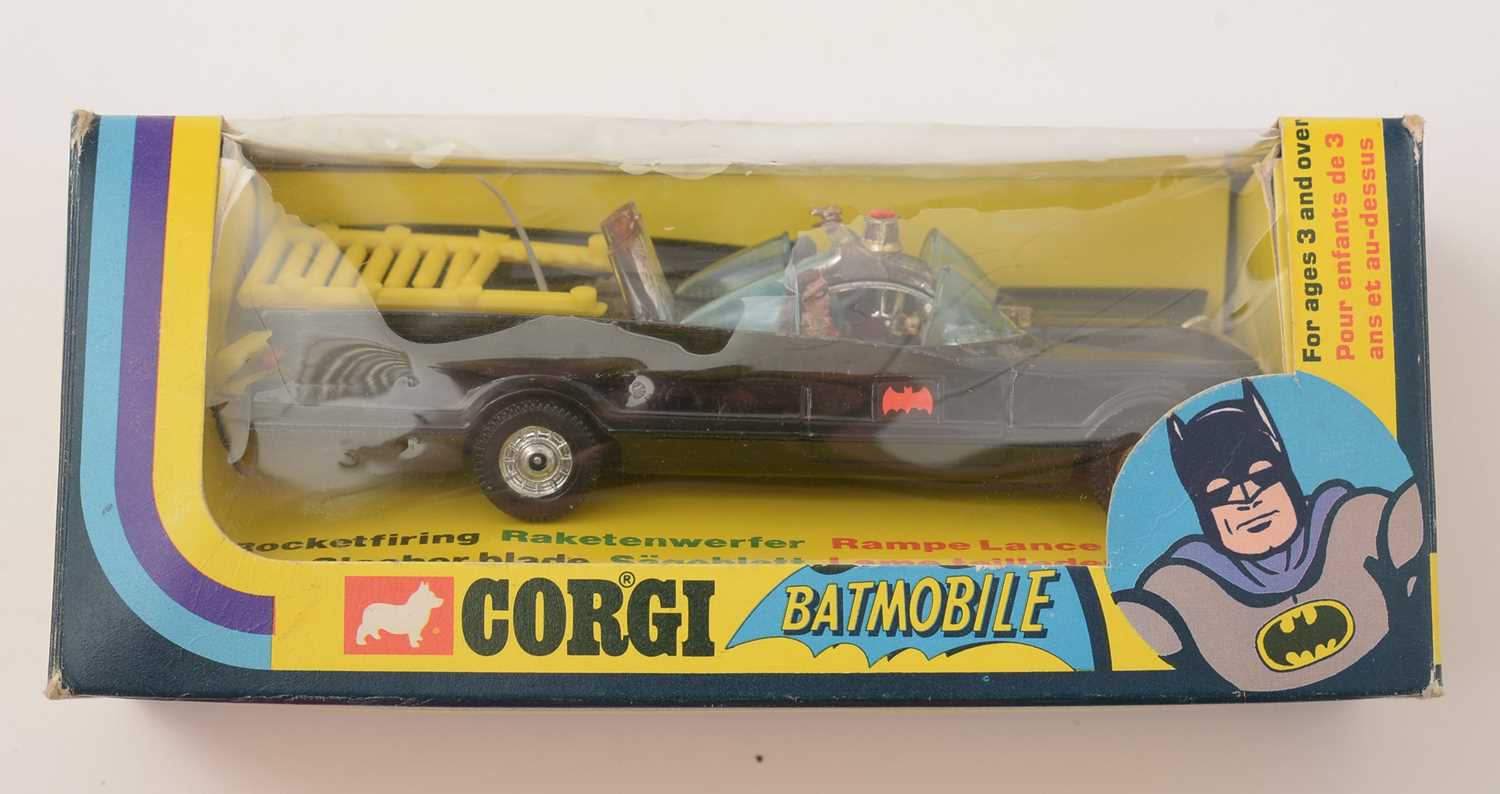 Corgi Batmobile, 267, - Image 2 of 7