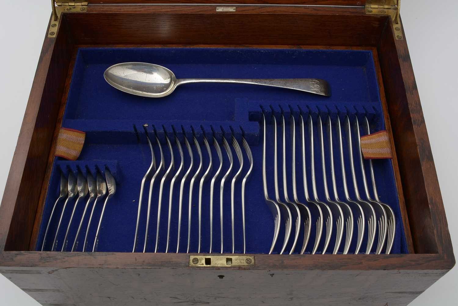 An Edward VII oak canteen of silver cutlery, by Josiah Williams & Co - Image 4 of 8