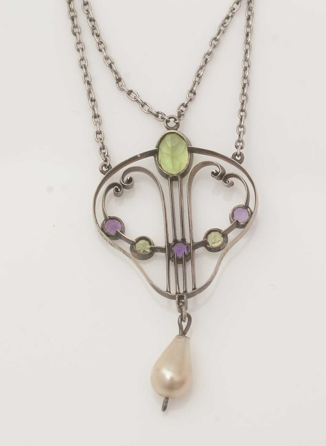 Suffragette interest by Murrle Bennett & Co: an Art Nouveau necklace, - Image 5 of 9