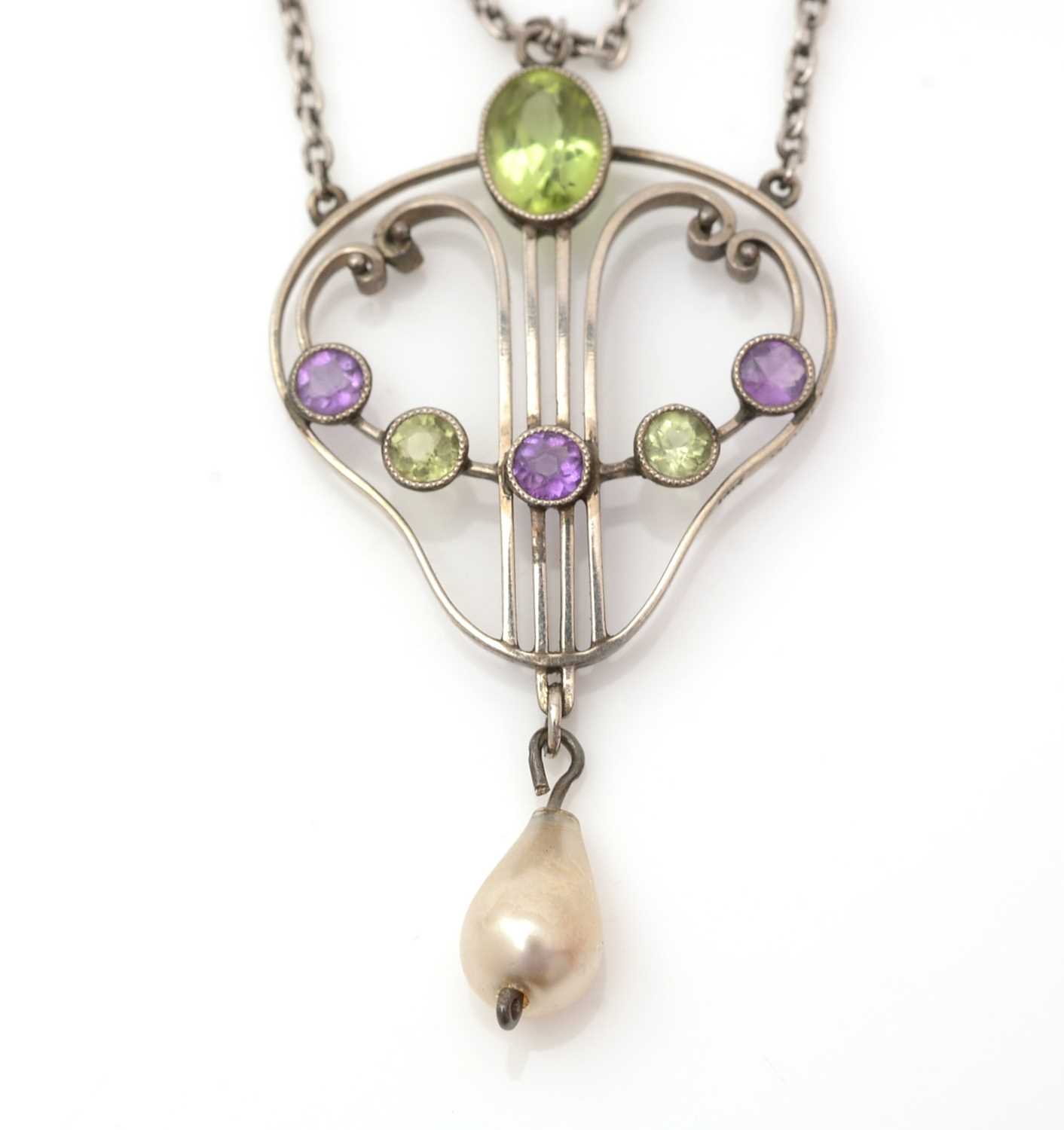 Suffragette interest by Murrle Bennett & Co: an Art Nouveau necklace, - Image 4 of 9