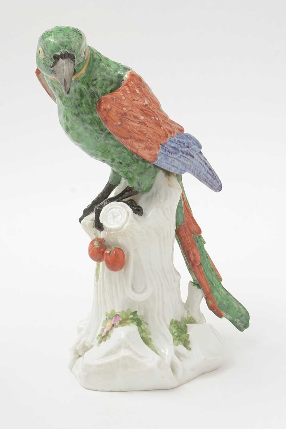 Pair of late 19th Century Continental porcelain parrots. - Image 15 of 24