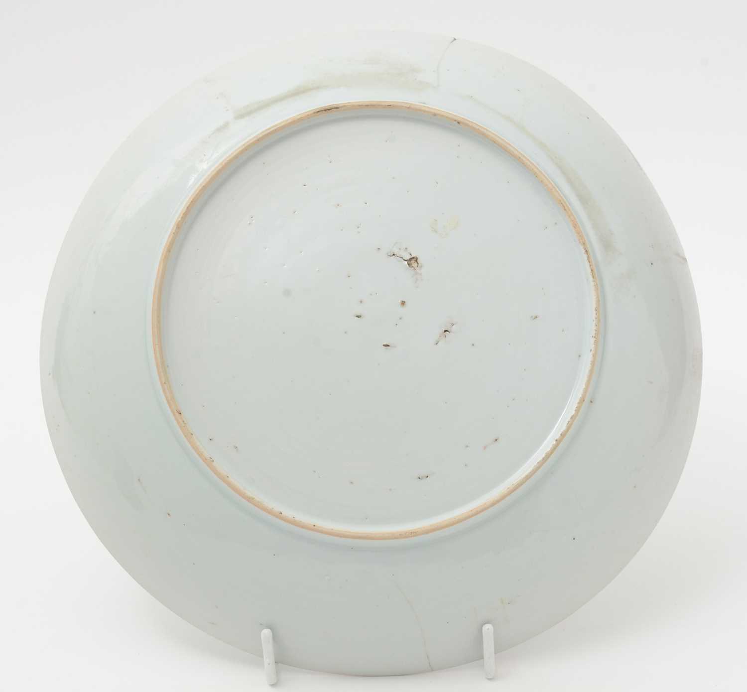 18th Century Chinese blue and white saucer dish - Image 3 of 7