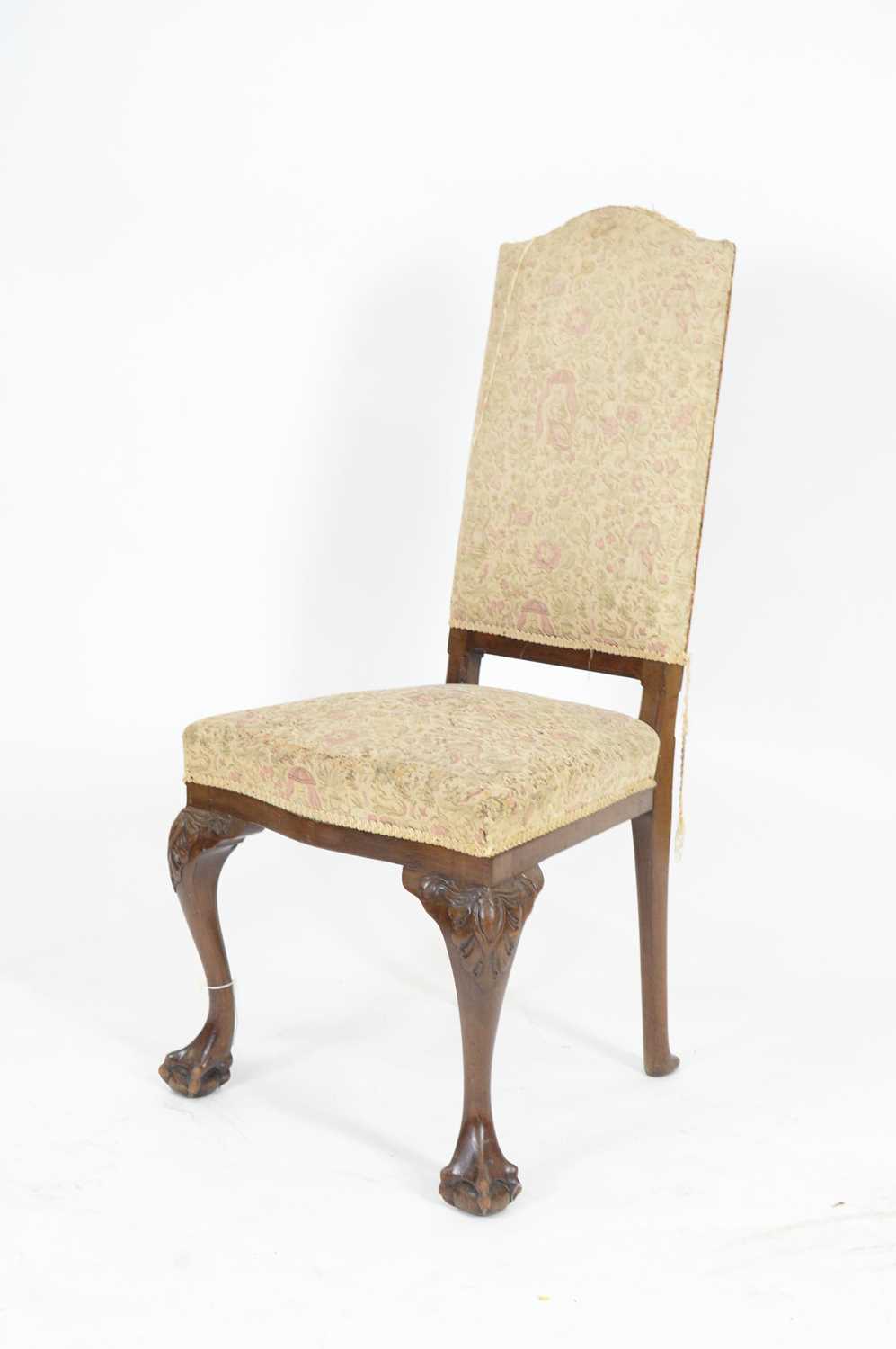 A set of ten Georgian-style mahogany high-back dining chairs. - Image 2 of 6