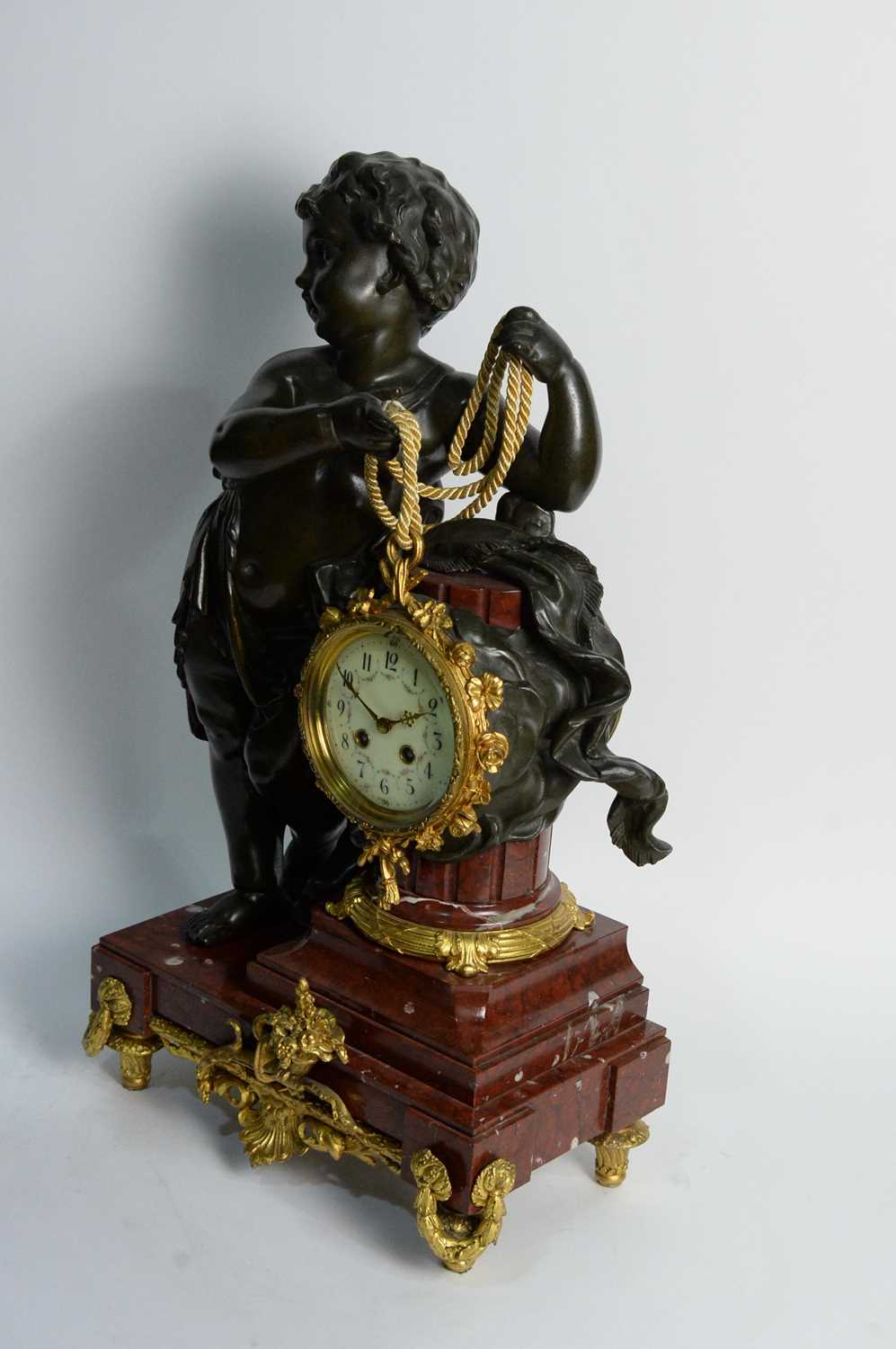An ornate late 19th Century French bronzed spelter and gilt metal mantel clock - Image 3 of 7