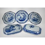 Five items of Chinese export blue and white ceramics, Qianlong period, Qing dynasty