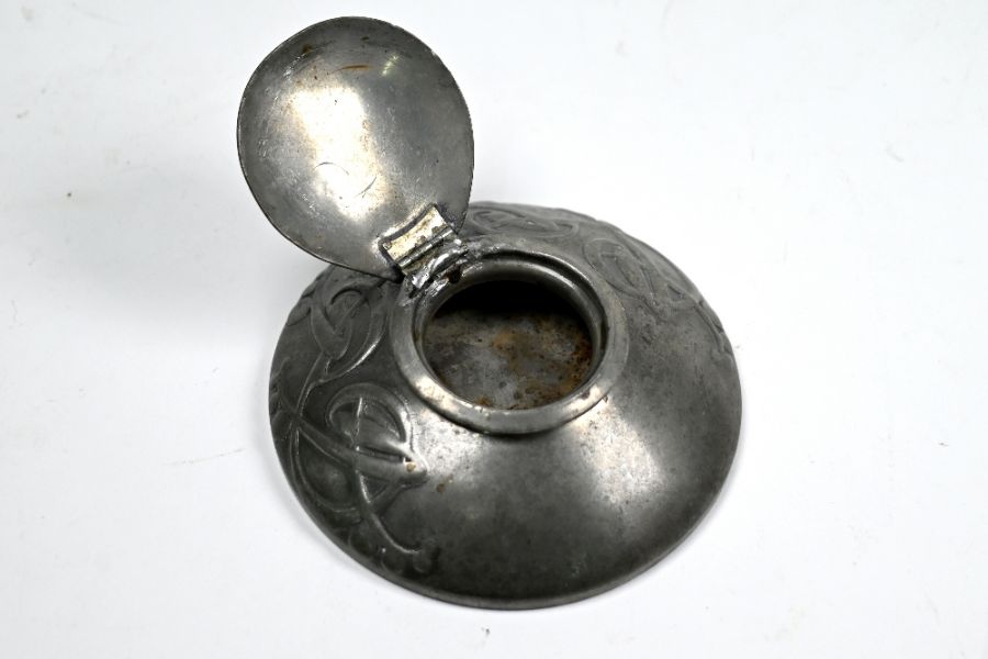 A Liberty Art Nouveau pewter inkstand - Image 3 of 4