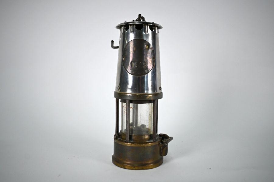 A vintage miner's lamp (maker's plate obscured) - Image 2 of 3