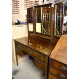 Edwardian mahogany mirror backed dressing table