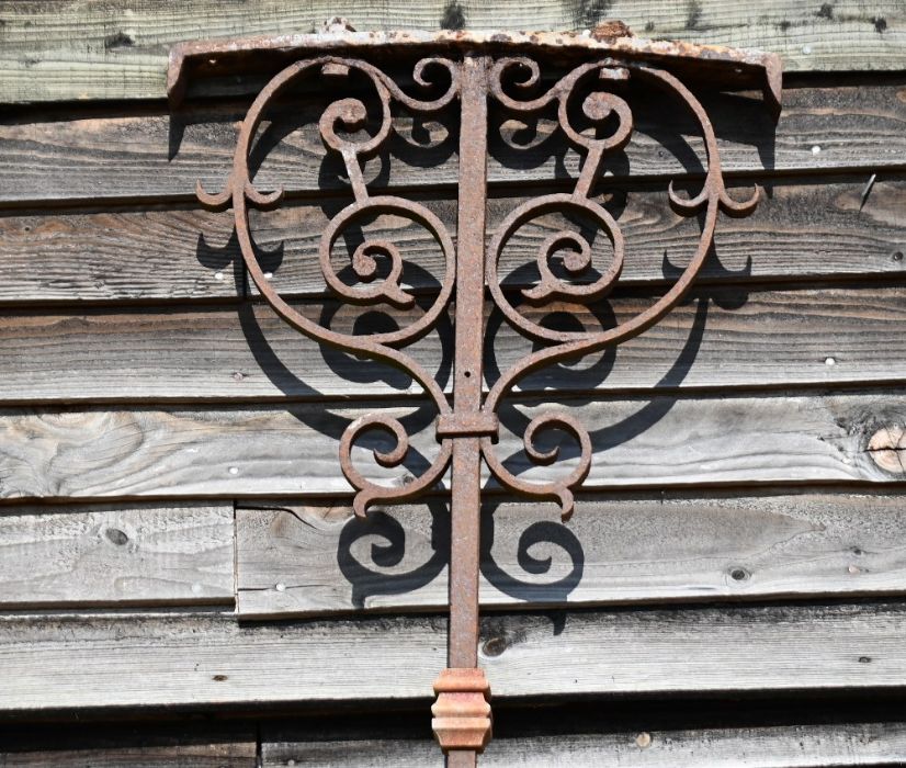 An antique scrolling wrought iron veranda support, 260 cm high - Image 2 of 3