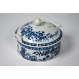 A First Period Worcester blue and white butter dish and cover