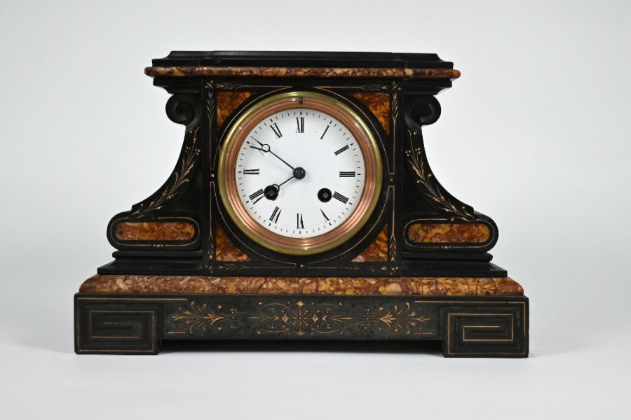 A late Victorian slate/marble mantel clock - Image 2 of 3