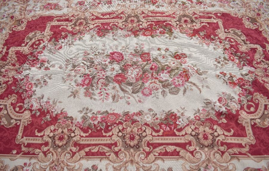 A classic Aubusson rug - Image 2 of 3
