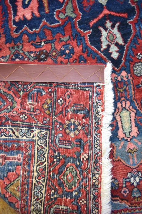 A fine antique Persian hand-made Bidjar carpet - Image 6 of 6