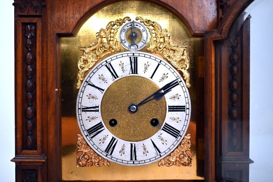 An Edwardian oak cased mantel clock with 8-day two train movement - Image 3 of 4