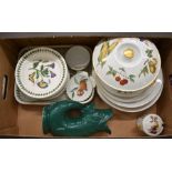 Quantity of Royal Worcester Evesham tableware