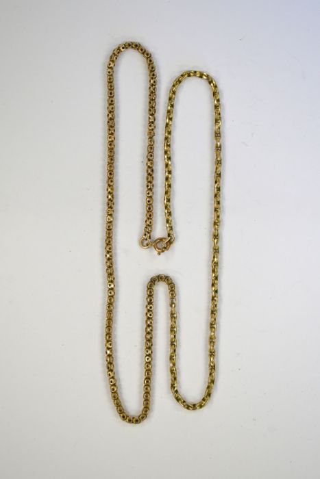 A 9ct yellow gold necklace