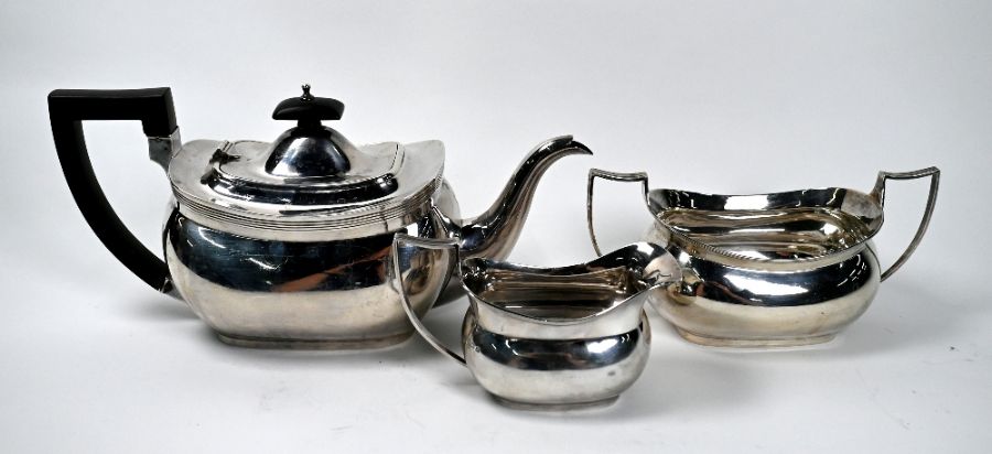 Silver three-piece tea service 1930 - Image 2 of 3