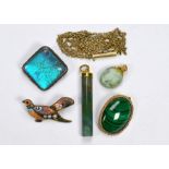 Mixed jewellery items