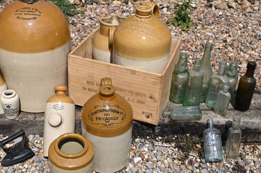 A collection of vintage stoneware flagons, jars glass bottles - Image 3 of 3