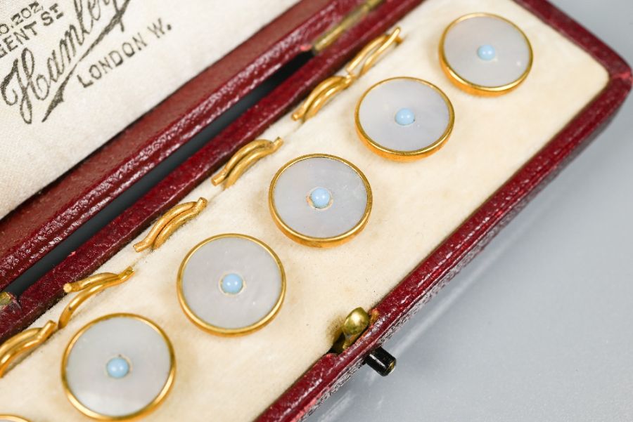 Three cased sets of mother-of-pearl round studs and clips - Image 3 of 7