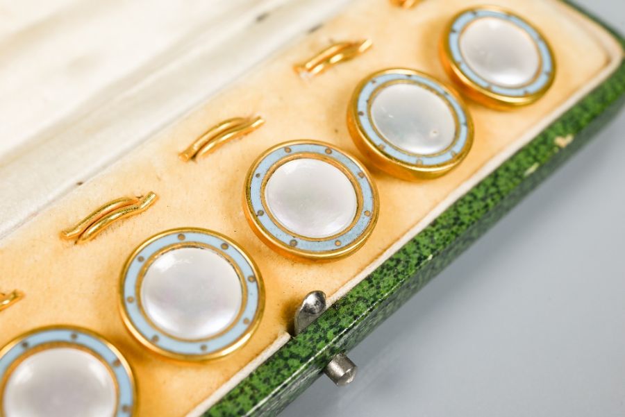 Three cased sets of mother-of-pearl round studs and clips - Image 4 of 7