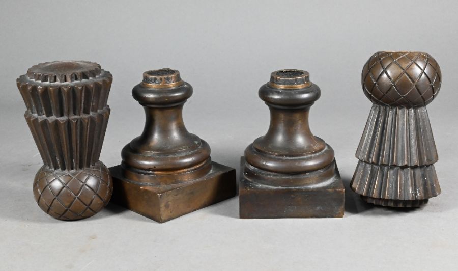 A pair of 19th century heavy bronze 'thistle' doorstops - Image 3 of 4