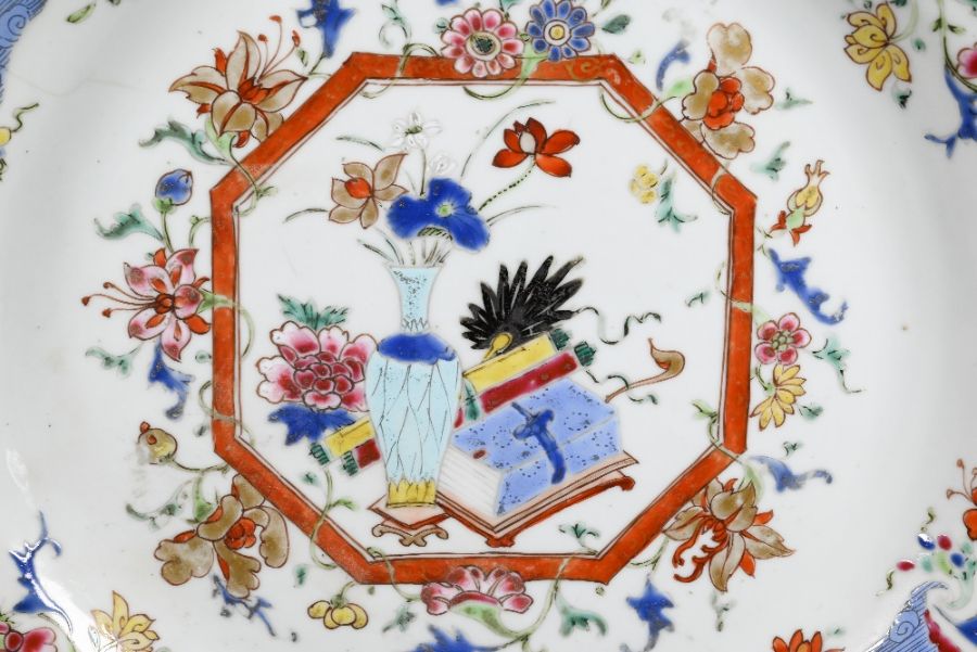 A pair of Chinese Qianlong period famille rose plates, Qing - Image 3 of 9